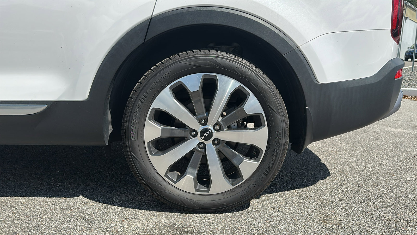 2022 Kia Telluride S photo 20