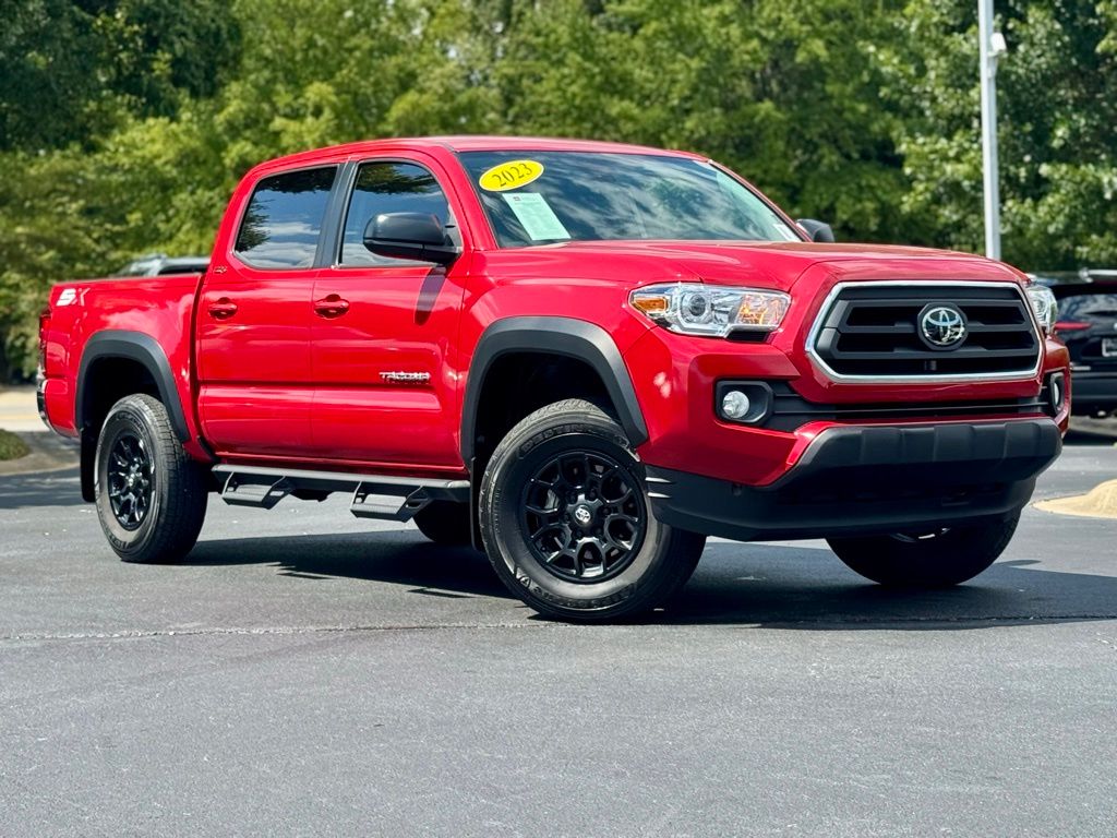 2023 Toyota Tacoma SR5 V6 photo 2