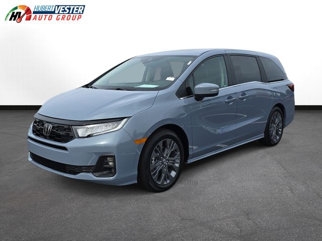 2026 Honda Odyssey Touring photo 2