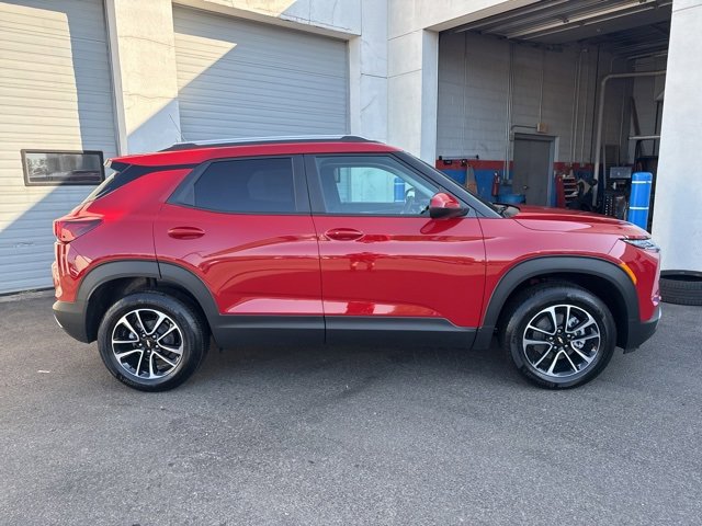 2026 Chevrolet Trailblazer LT photo 8