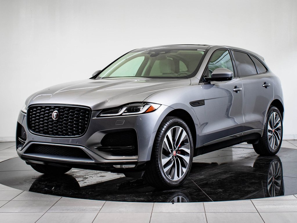2022 Jaguar F-Pace S's photo