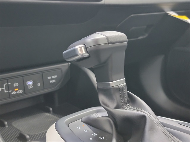 2025 Kia K4 GT-Line photo 24
