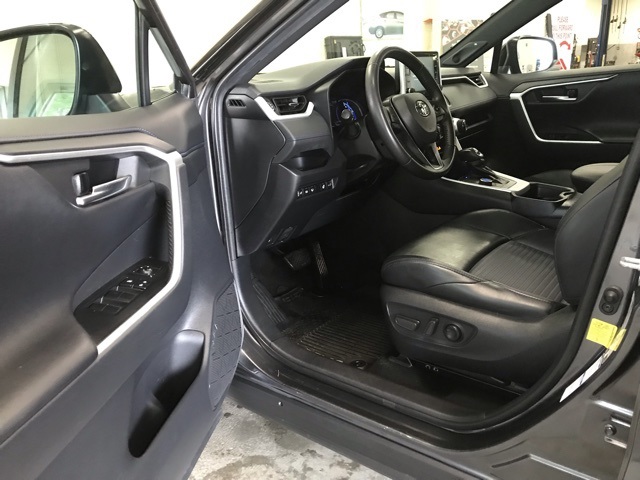 2021 Toyota RAV4 Hybrid XSE photo 10