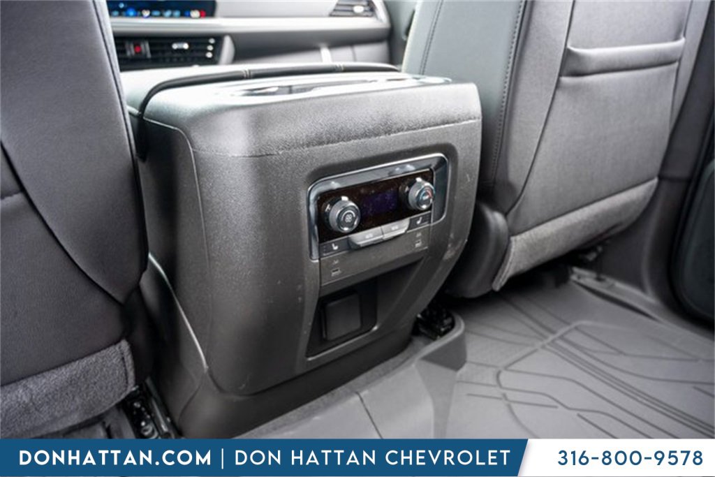 2025 Chevrolet Tahoe Premier photo 23