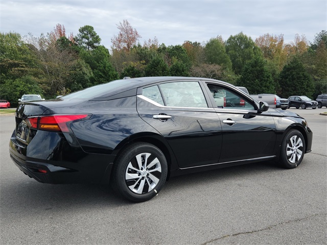 2025 Nissan Altima 2.5 S photo 2