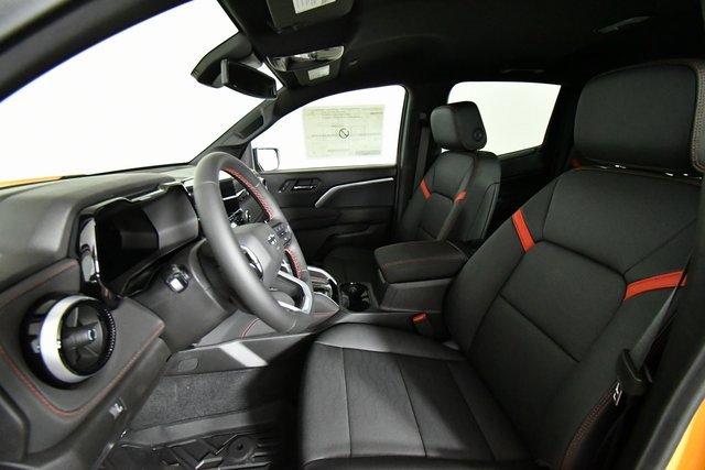 2025 Chevrolet Colorado Z71 photo 4