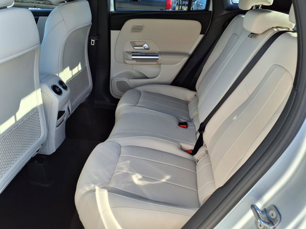 2026 Mercedes Benz GLA 250 photo 15