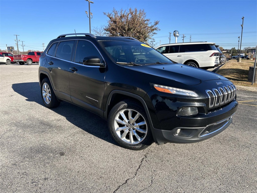 Used 2017 Jeep Cherokee Limited with VIN 1C4PJMDS3HW532558 for sale in Cookeville, TN