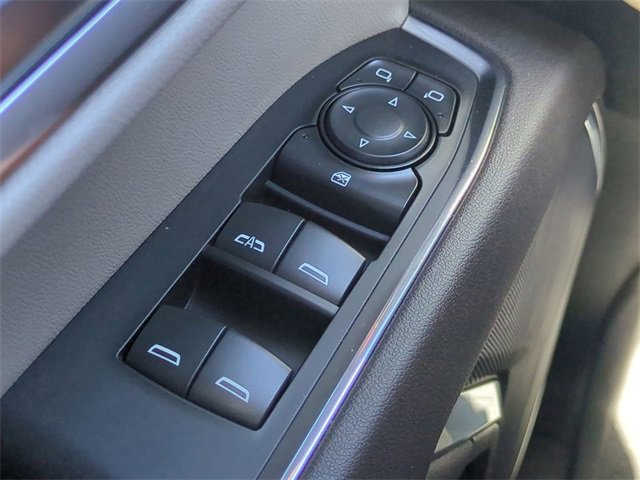 2025 Chevrolet Silverado 1500 LT photo 22