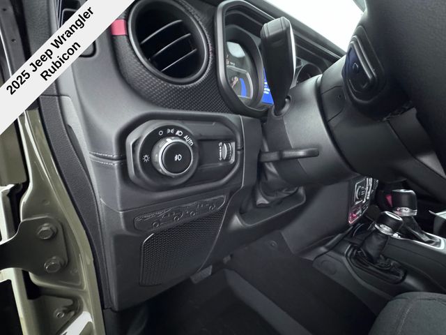 2025 Jeep Wrangler Rubicon photo 34