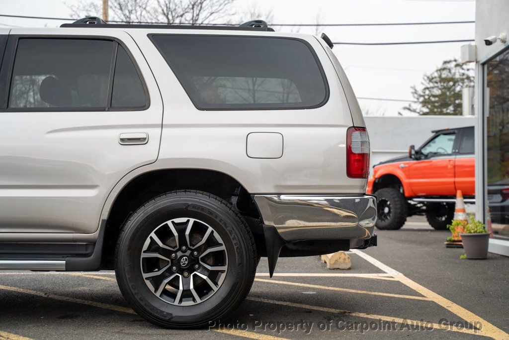 1996 Toyota 4Runner SR5 V6 photo 4