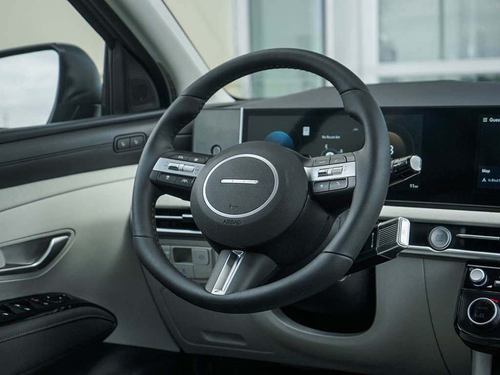 2025 Hyundai Tucson Limited photo 14