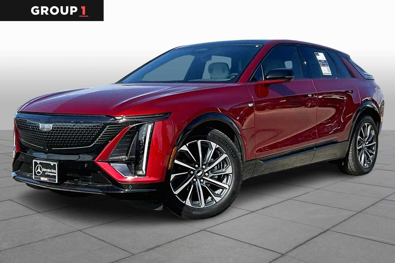 2025 Cadillac LYRIQ Sport 2's photo