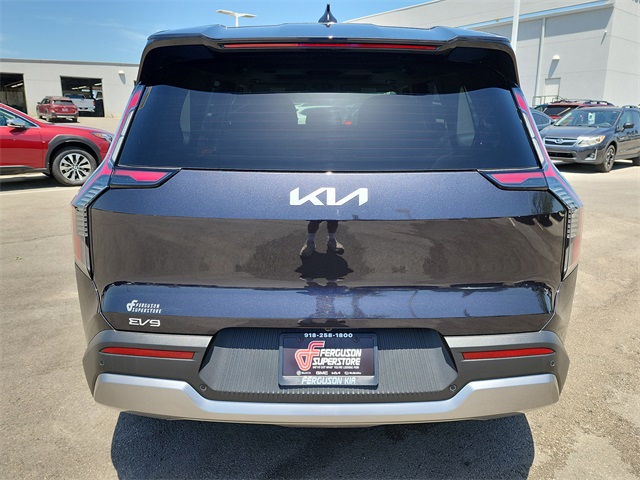 2026 Kia EV9 Light Long Range photo 3