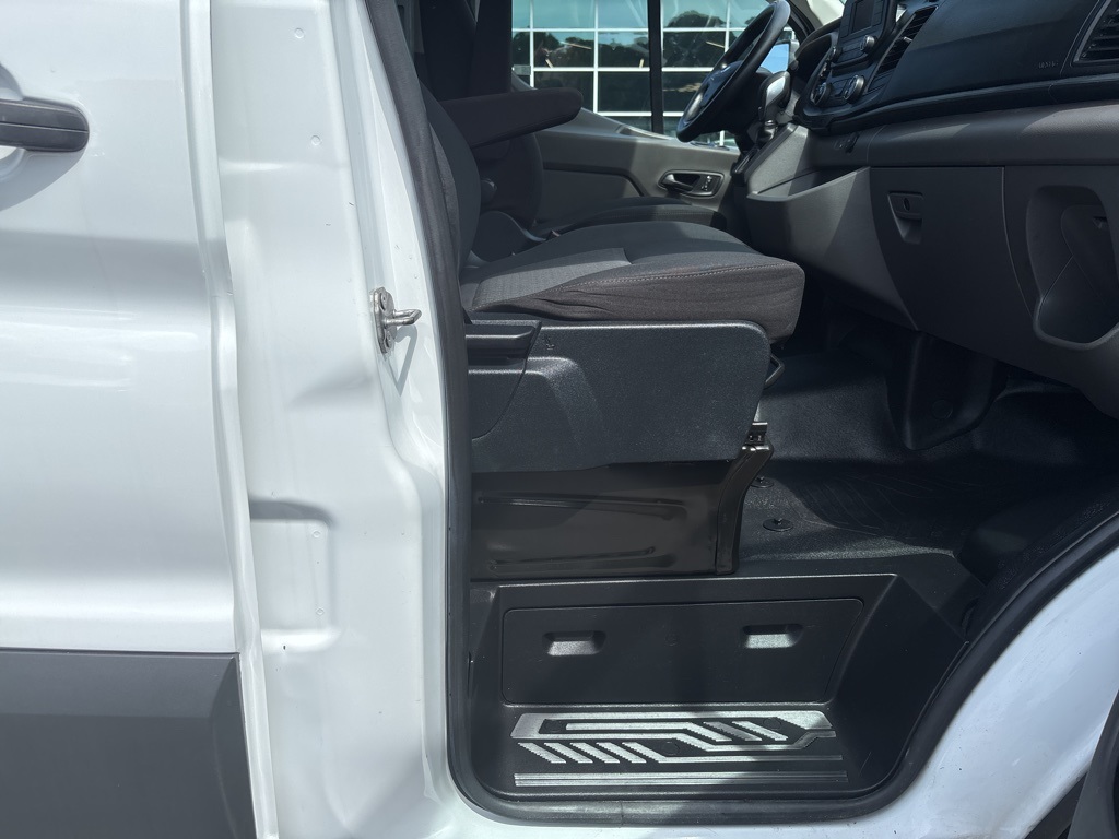 2024 Ford Transit Cargo Van photo 21
