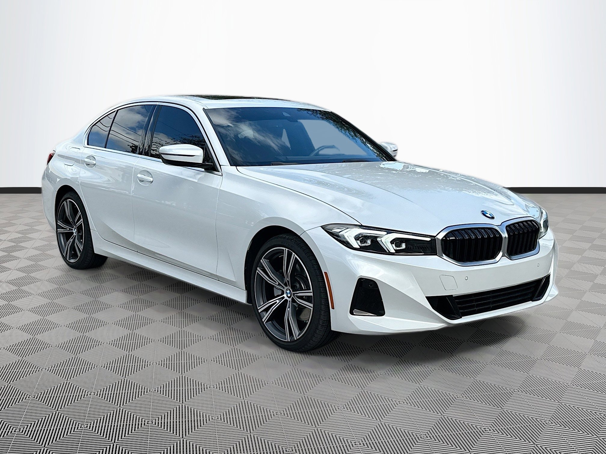 2024 BMW 3 Series 330i