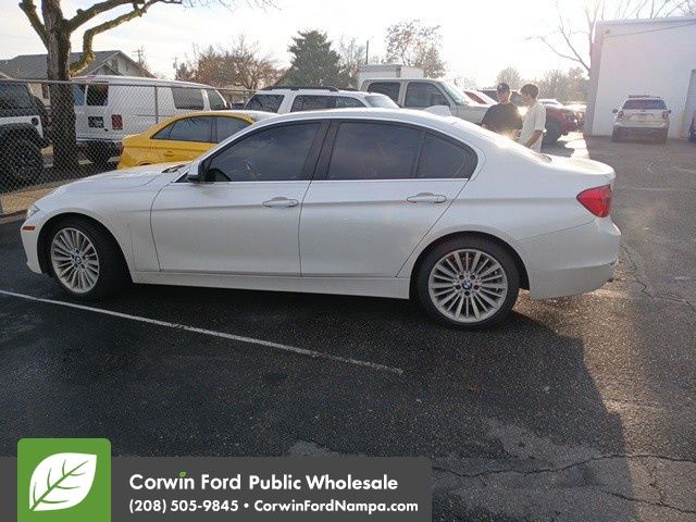2013 BMW 3 Series 335i's photo