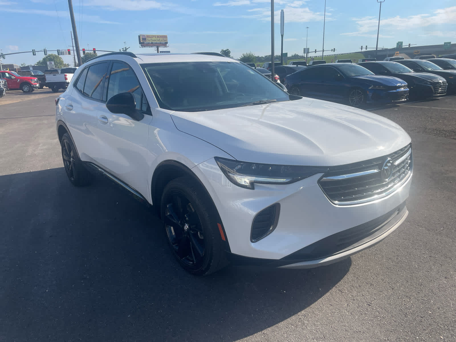 2023 Buick Envision Essence's photo