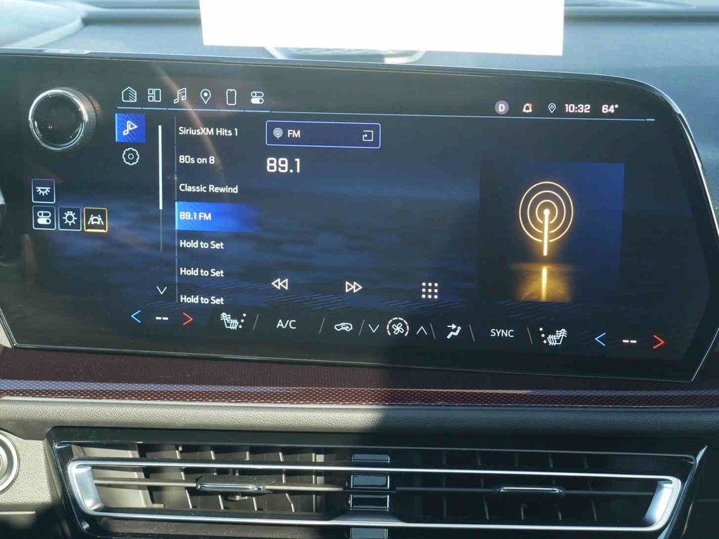 2024 Chevrolet Traverse Z71 photo 4