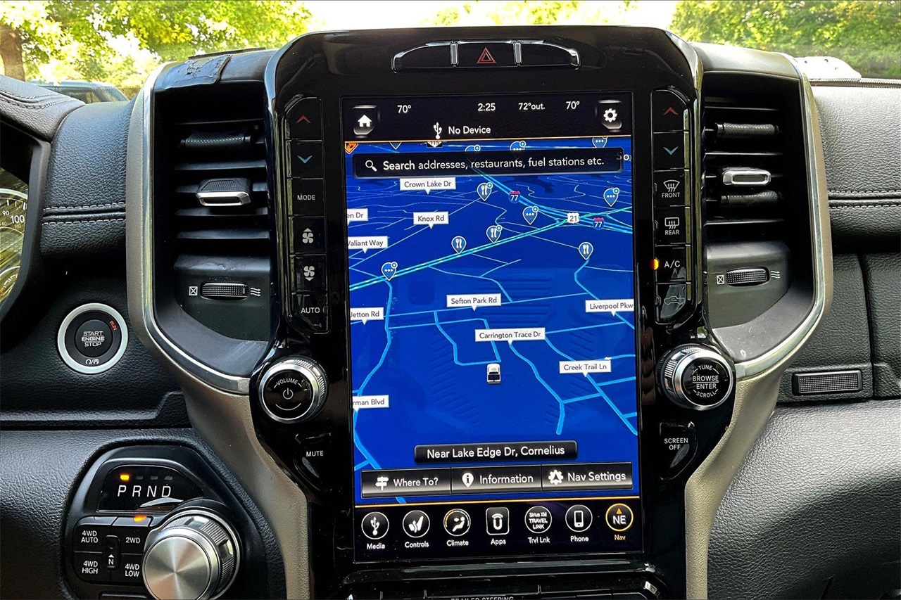 2021 Ram 1500 Laramie photo 24