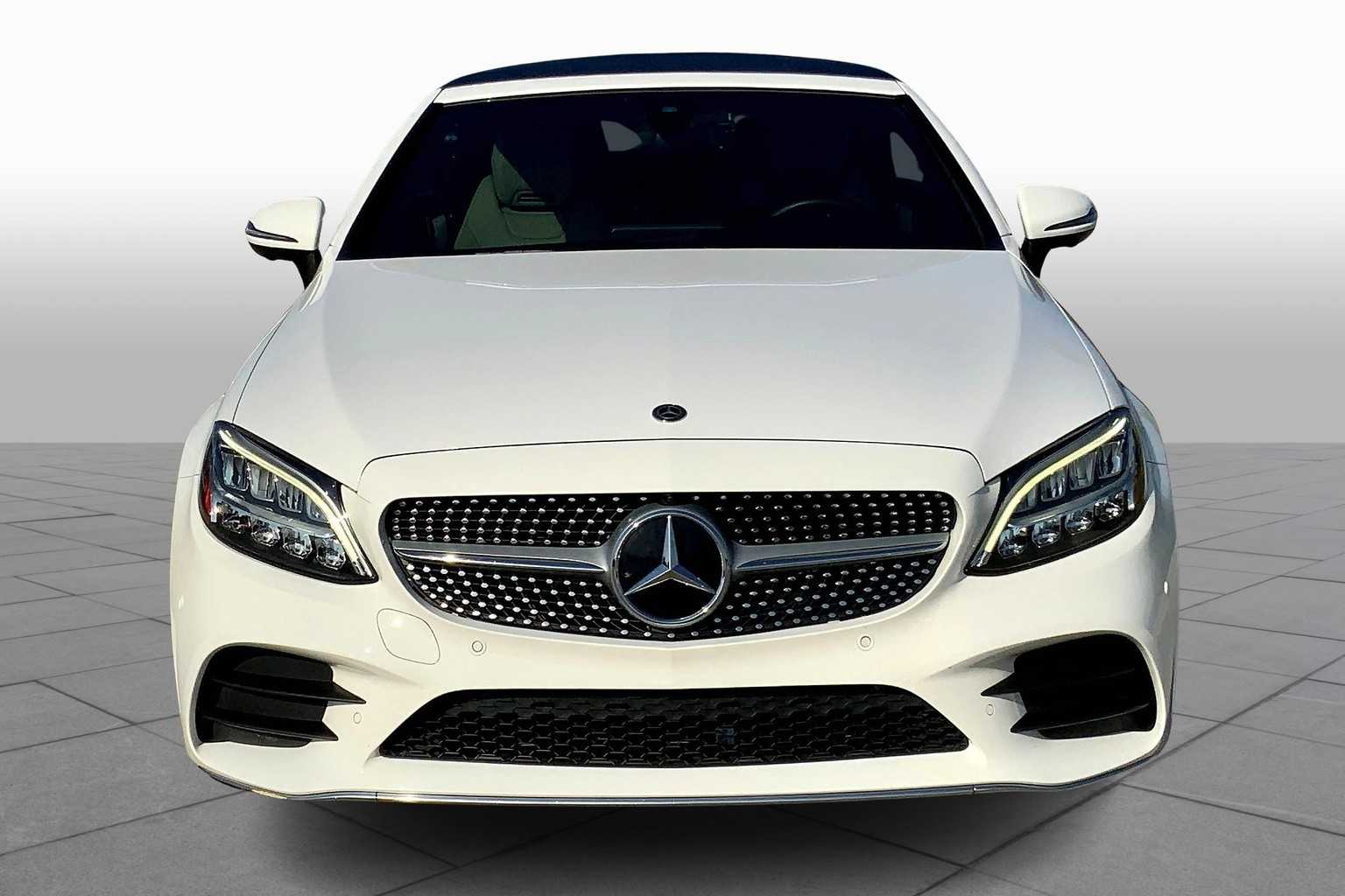 2019 Mercedes Benz C 300 photo 3