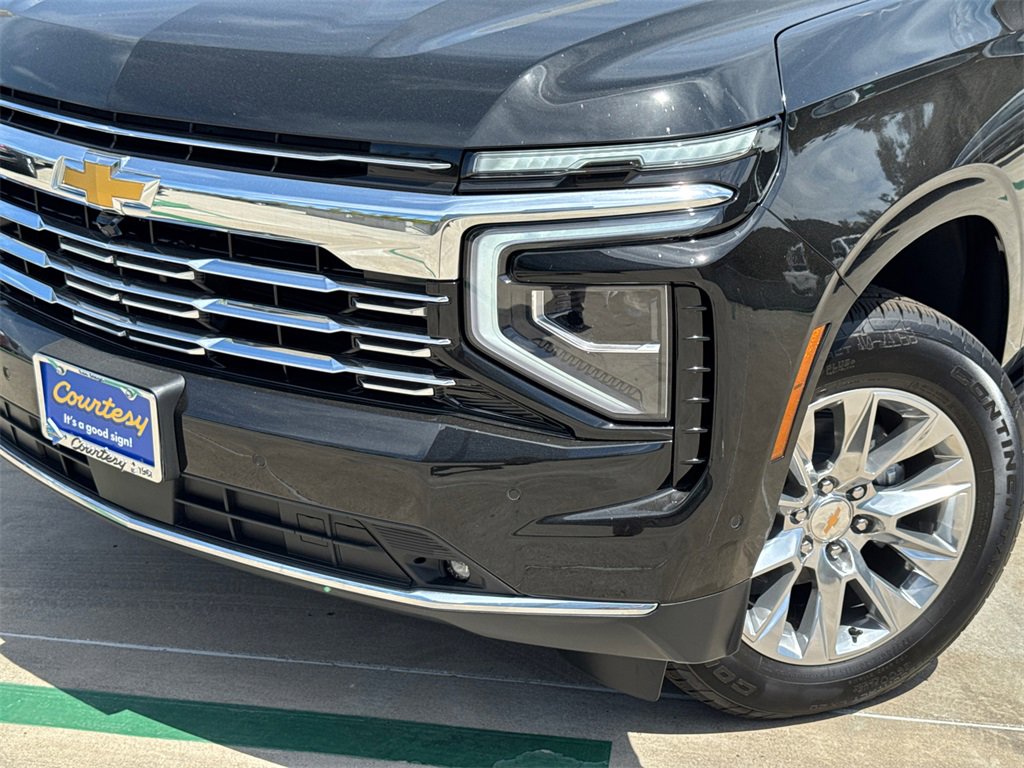 2025 Chevrolet Tahoe Premier photo 3