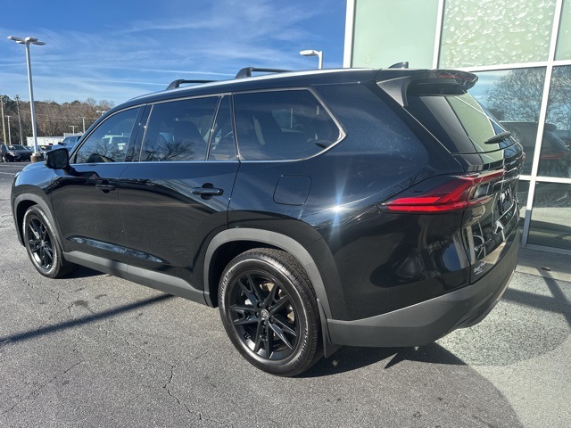 2025 Toyota Highlander Hybrid Limited photo 4