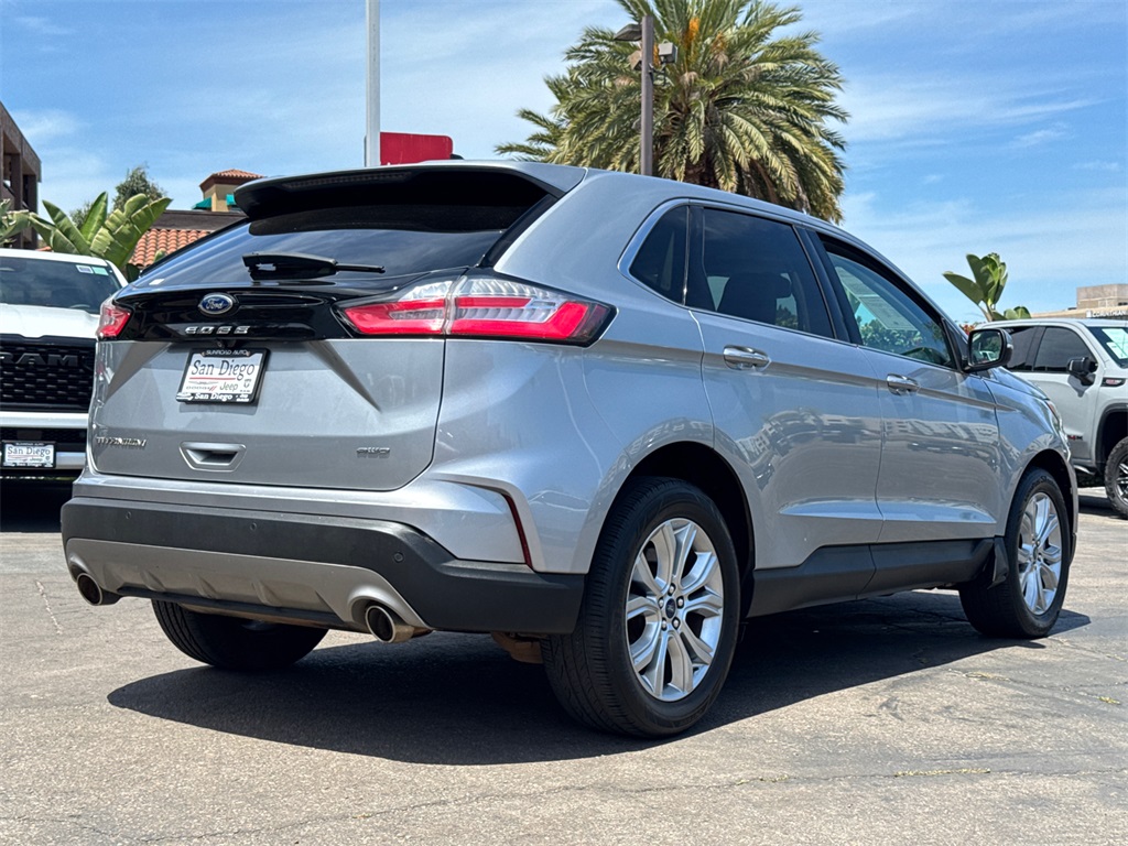 2022 Ford Edge Titanium photo 12