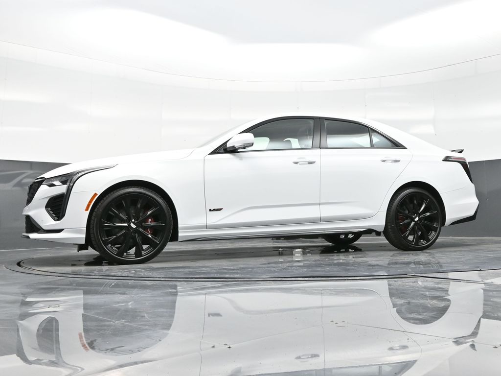 2025 Cadillac CT4 photo 10
