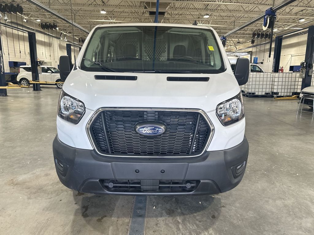 2024 Ford Transit photo 2