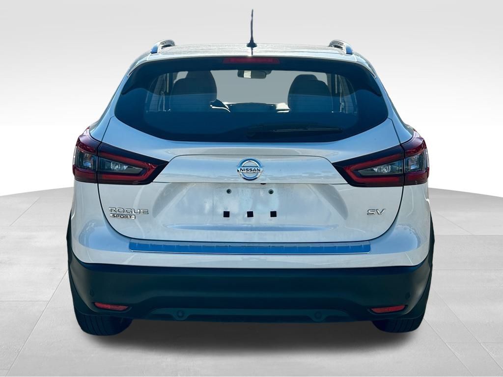 2021 Nissan Rogue Sport SV photo 3