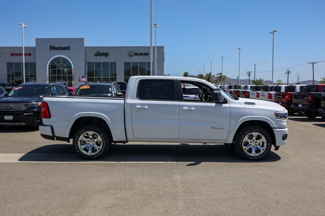 2025 Ram 1500 Big Horn photo 3
