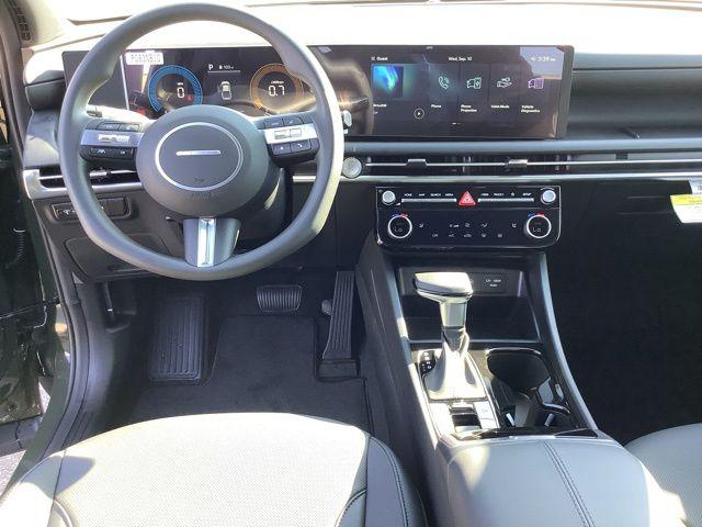 2026 Hyundai Santa Cruz SEL photo 11