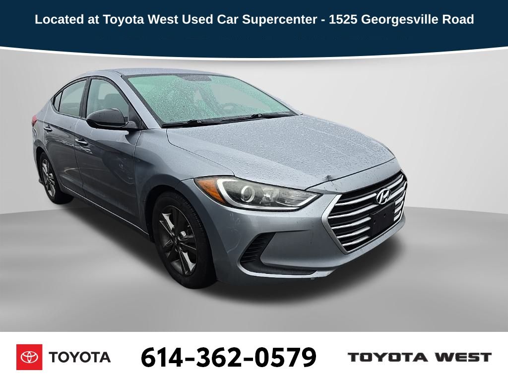 2017 Hyundai Elantra Base's photo