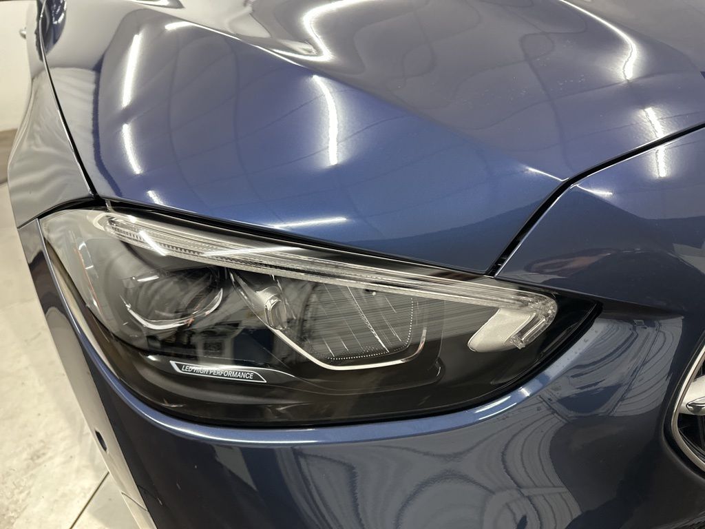 2025 Mercedes Benz C 300 photo 5