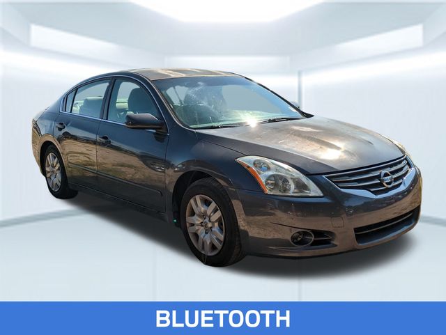 2010 Nissan Altima 2.5 photo 3