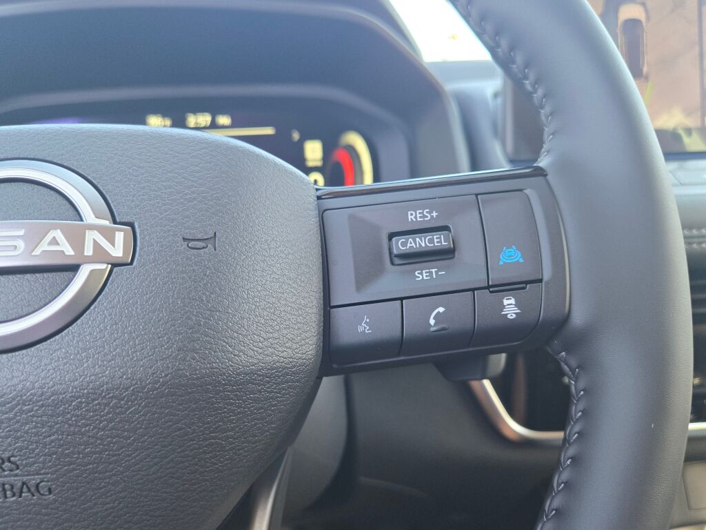 2026 Nissan Rogue Platinum photo 32