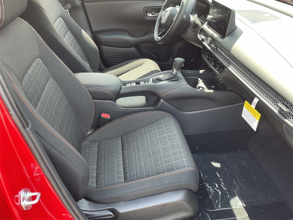 2026 Honda HR-V Sport photo 18