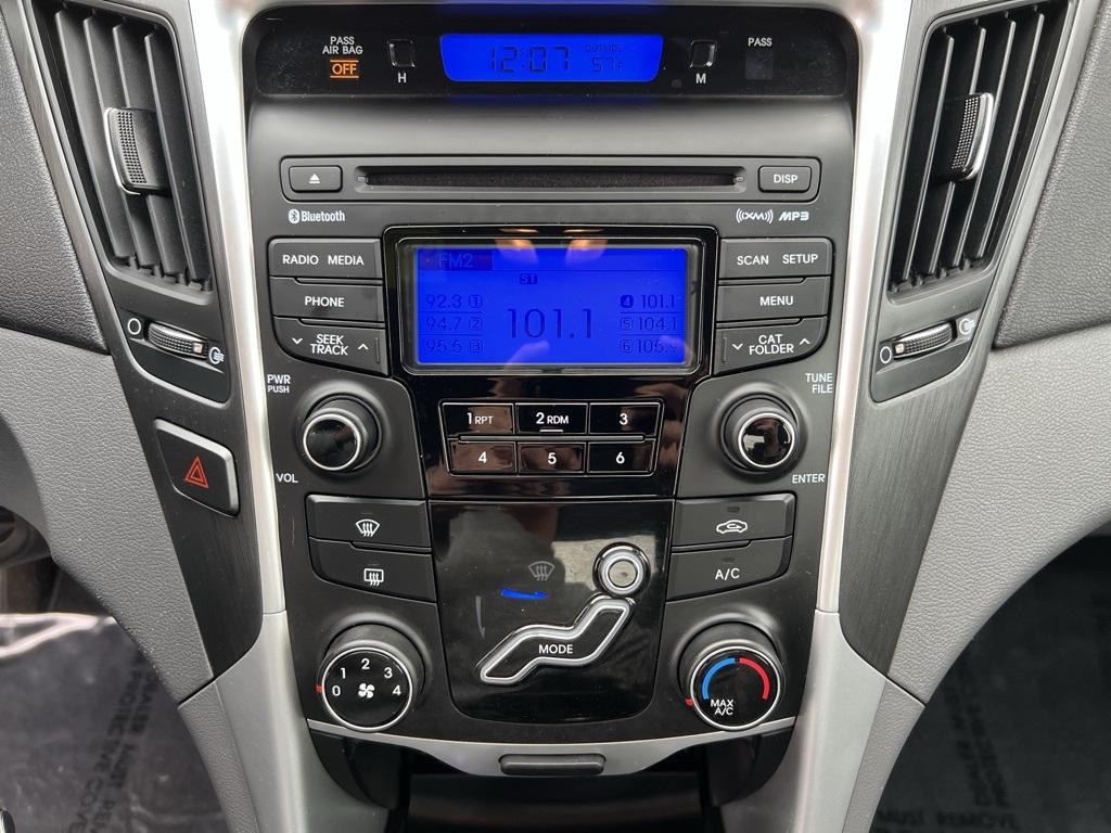 2013 Hyundai Sonata GLS photo 17