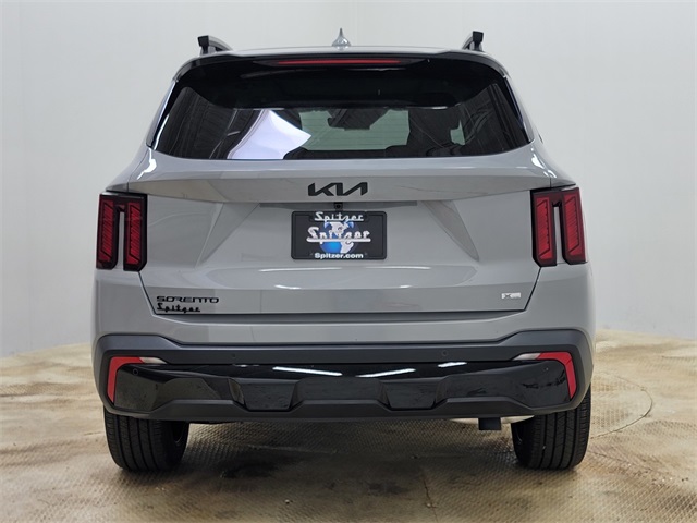 2026 Kia Sorento EX photo 5