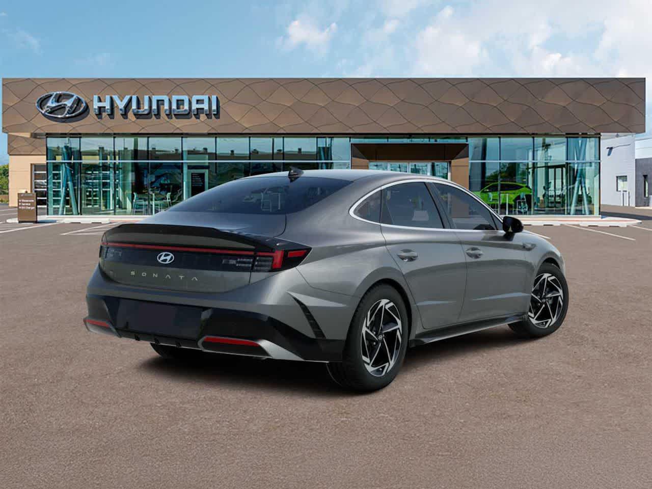 2026 Hyundai Sonata SEL Sport photo 4