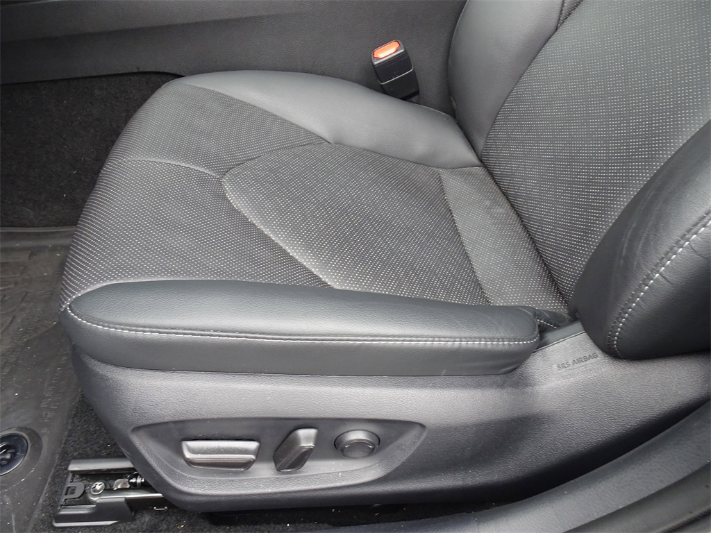 2024 Toyota Camry XSE V6 photo 8