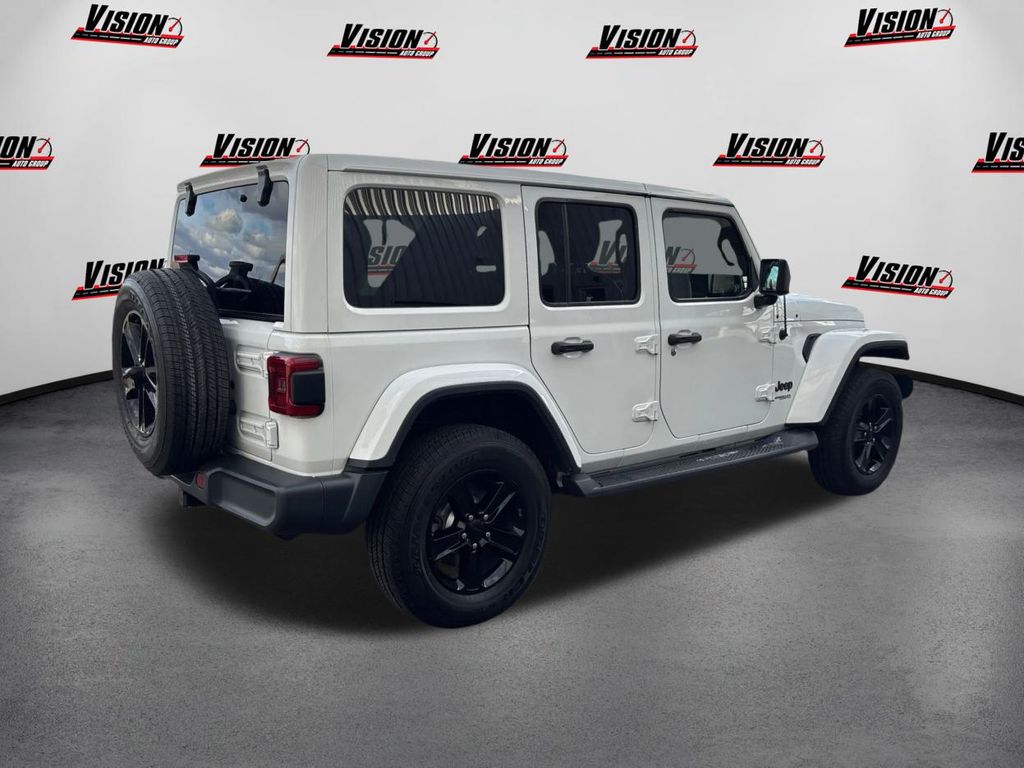 2020 Jeep Wrangler Unlimited Sahara photo 4