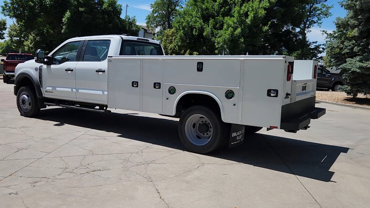 2025 Ford F-550 XL photo 4