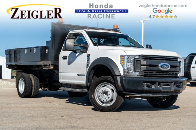2018 Ford F-450 Super Duty Chassis Cab XL's photo