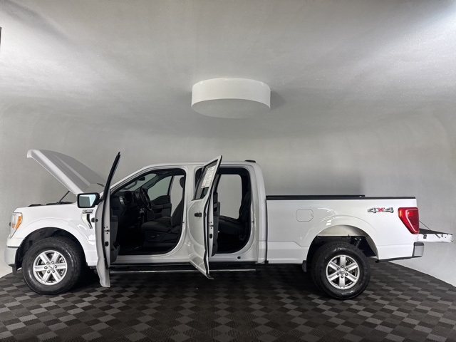 2021 Ford F-150 XLT photo 16