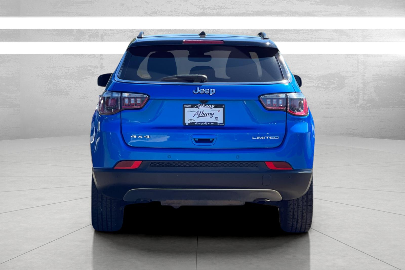 2024 Jeep Compass Limited photo 3