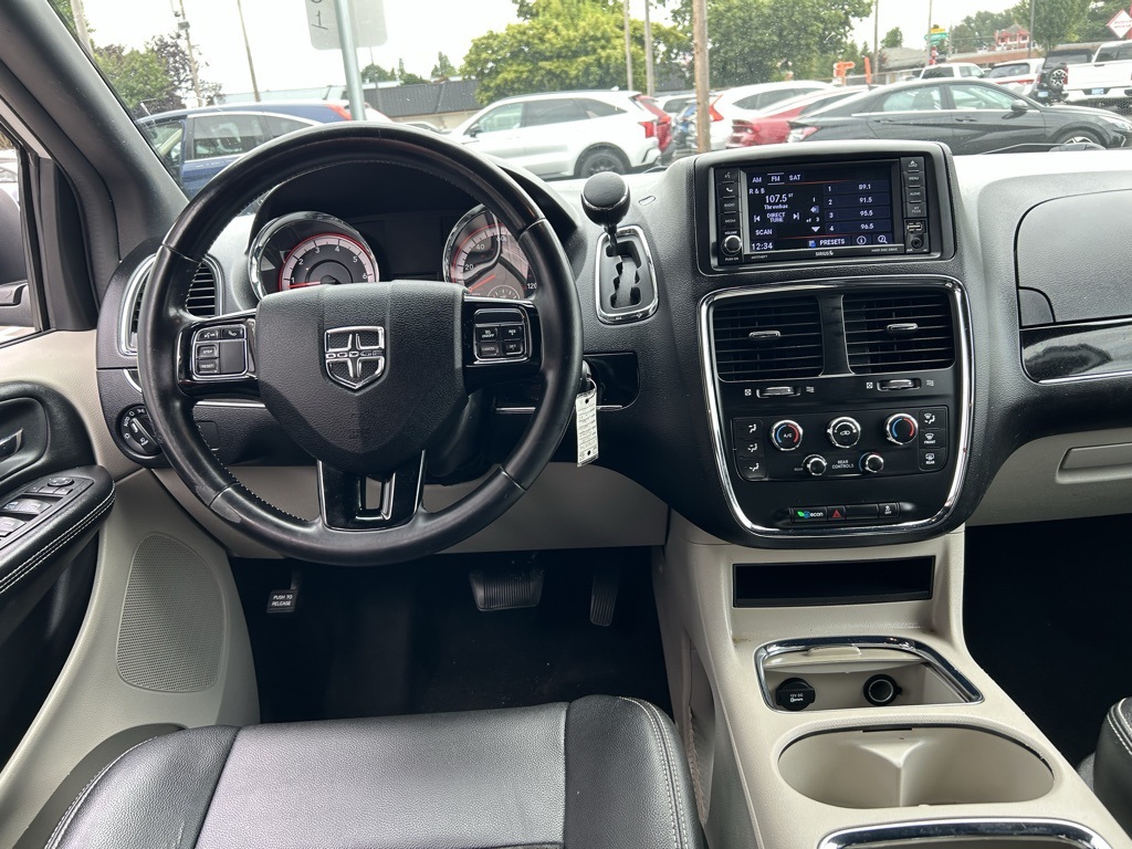 2019 Dodge Grand Caravan SXT photo 23
