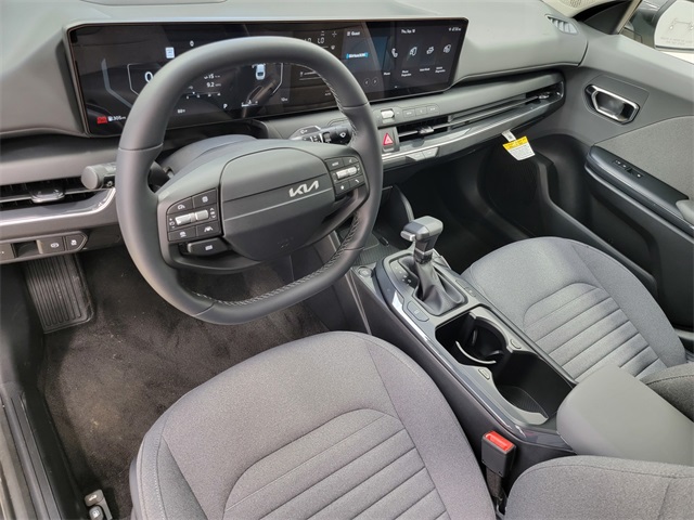 2025 Kia K4 EX photo 12