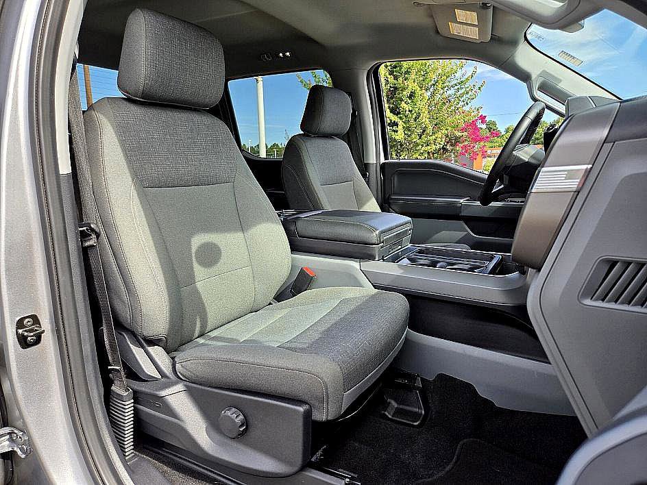 2024 Ford F-150 XLT photo 11